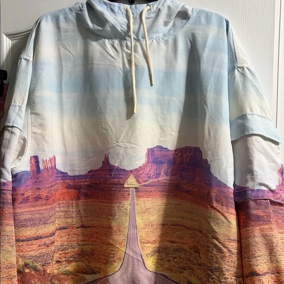 Scenic Desert Print Hoodie & Shorts Set - Picture 4 of 5